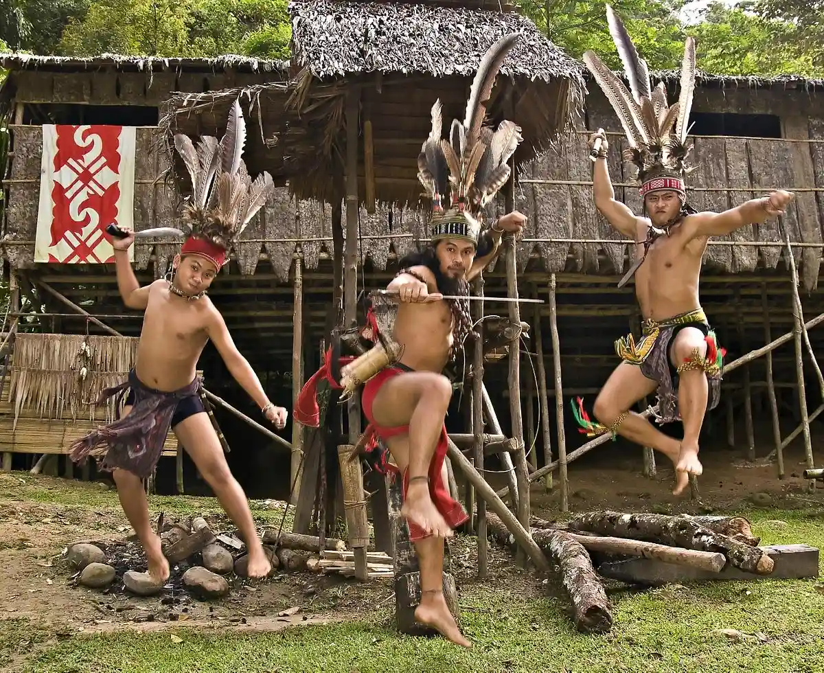 Kampung Budaya Mari-Mari