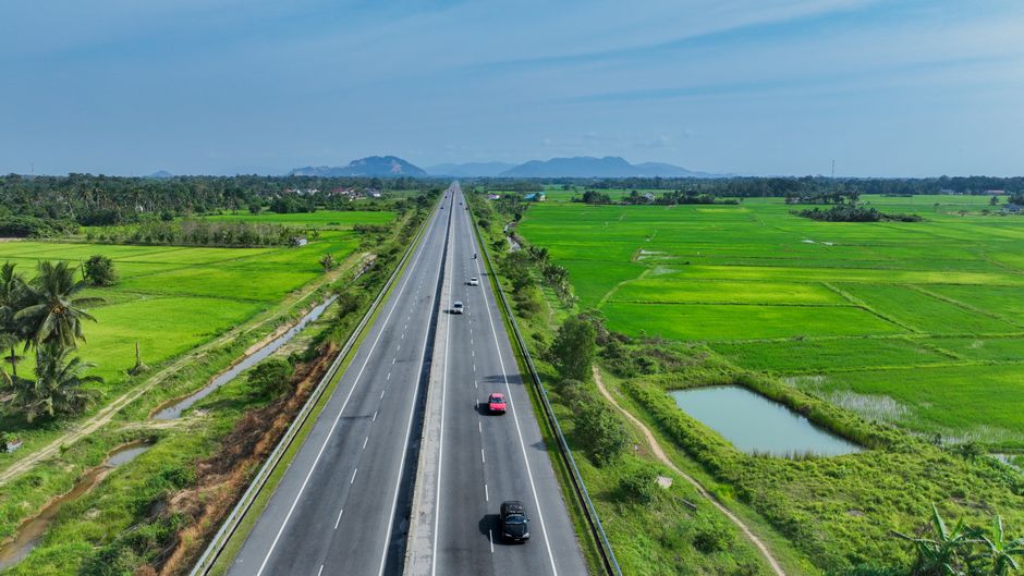 Why Malaysians Love Renting the Perodua Myvi: Malaysia's Favourite Compact Car for Road Trips, City Drives, and Weekend Getaways